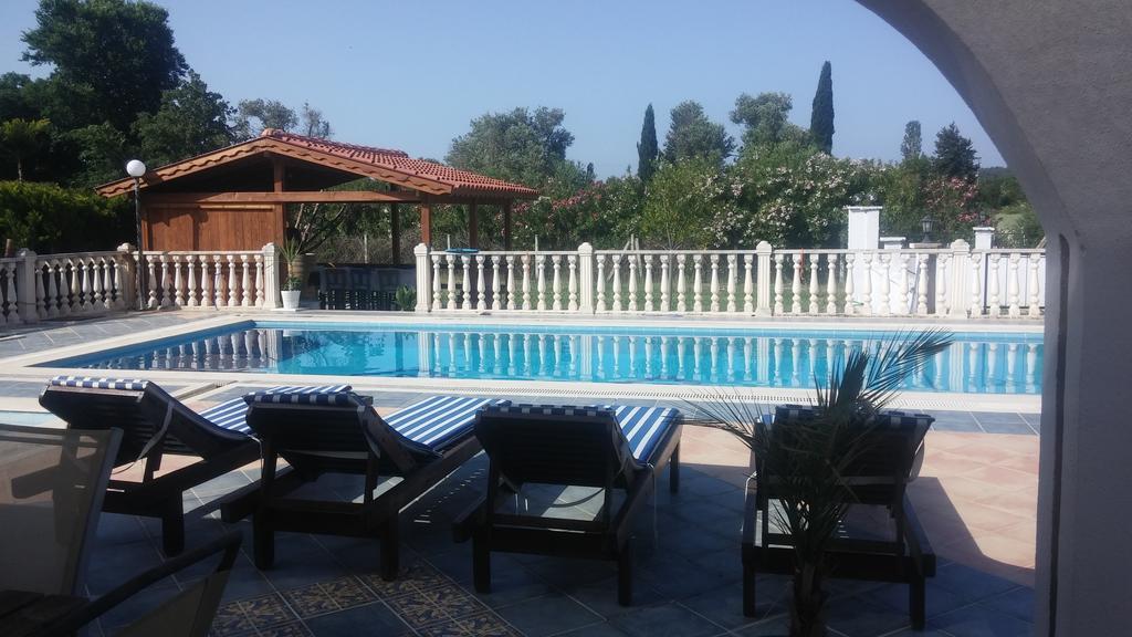Liberta Guesthouse Seferihisar Kamer foto